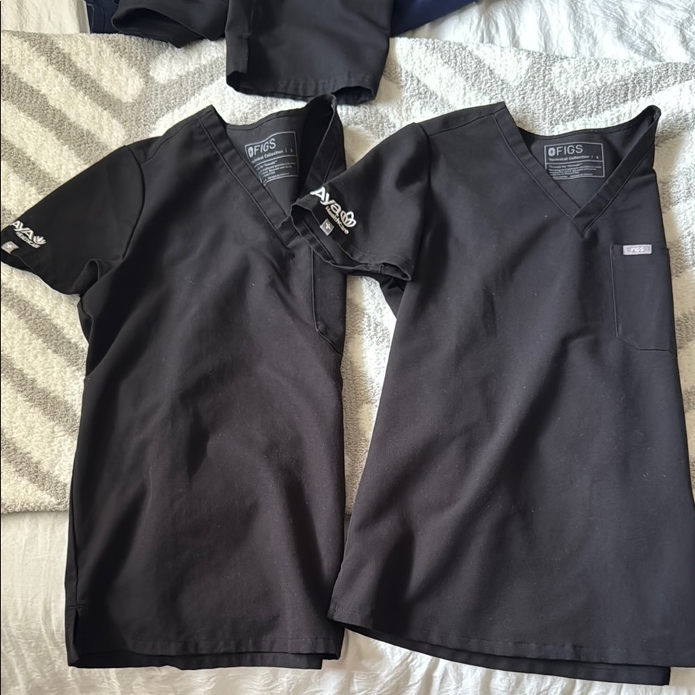 FIGS Classic Black Scrub Tops